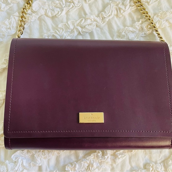 Kate Spade Envelope Plum Purse - Picture 2 of 14